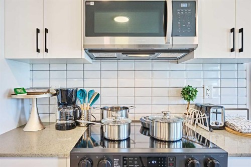 983 148 Avenue Nw, Calgary, AB 