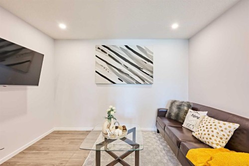 983 148 Avenue Nw, Calgary, AB 