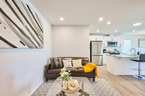 983 148 Avenue Nw, Calgary, AB 