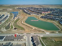 983 148 Avenue NW Calgary, AB T3P 2H2