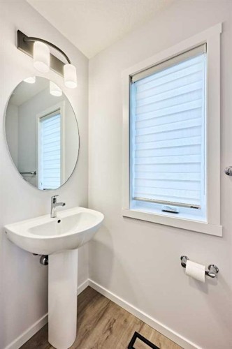 983 148 Avenue Nw, Calgary, AB 
