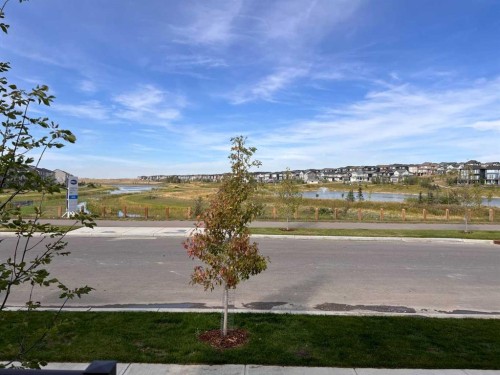 983 148 Avenue Nw, Calgary, AB 