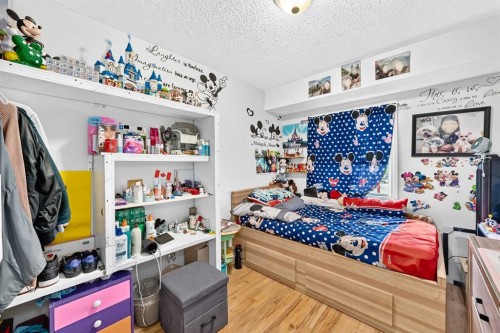 44-4936 Dalton Drive Nw, Calgary, AB - Indoor Photo Showing Other Room