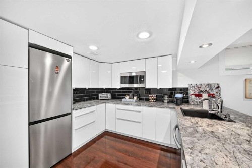 125 Ranch Rise, Strathmore, AB - Indoor Photo Showing Kitchen With Stainless Steel Kitchen With Upgraded Kitchen