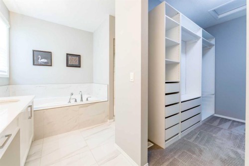 42 West Grove Way Sw, Calgary, AB 