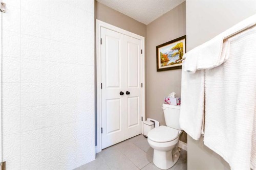 150 Oakbriar Close Sw, Calgary, AB 