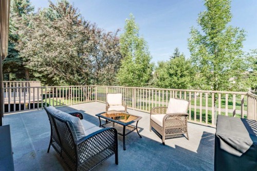150 Oakbriar Close Sw, Calgary, AB 