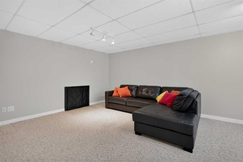 292 Silver Brook Way Nw, Calgary, AB - Indoor