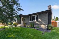 292 Silver Brook Way NW Calgary, AB T3B 3G8