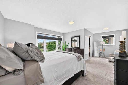 2405 17 Street Sw, Calgary, AB 