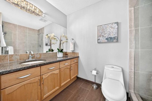 2405 17 Street Sw, Calgary, AB 