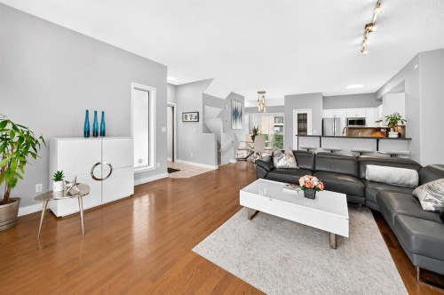 2405 17 Street Sw, Calgary, AB 