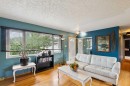 7304 5 Street Sw, Calgary, AB  - Indoor Photo Showing Living Room 