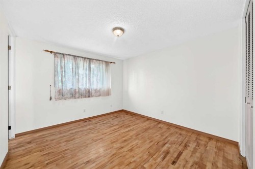 351 Cedarpark Drive Sw, Calgary, AB - Indoor Photo Showing Other Room