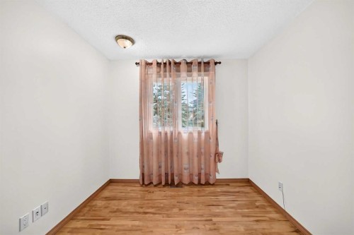 351 Cedarpark Drive Sw, Calgary, AB - Indoor Photo Showing Other Room