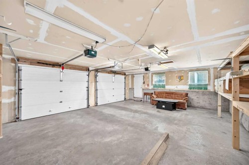 351 Cedarpark Drive Sw, Calgary, AB - Indoor Photo Showing Garage