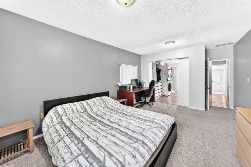 8512 33 Avenue Nw, Calgary, AB 