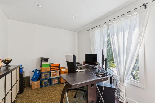 3556 33 Street Se, Calgary, AB 