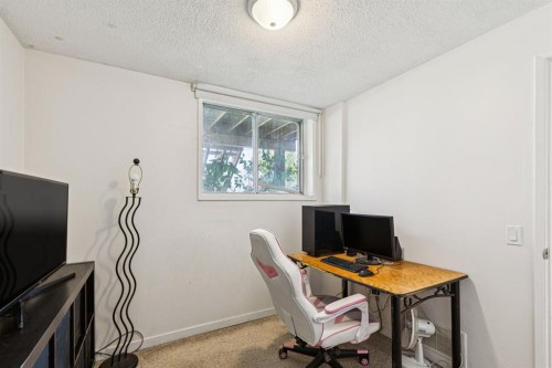 3556 33 Street Se, Calgary, AB 