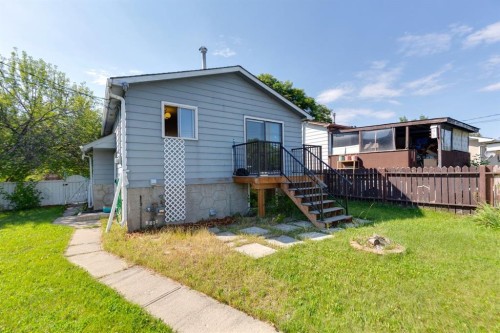 3556 33 Street Se, Calgary, AB 