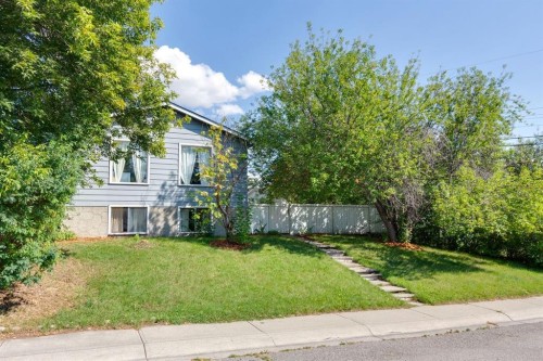 3556 33 Street Se, Calgary, AB 