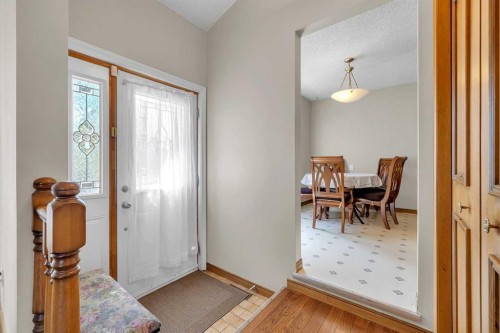 28 Macewan Meadow Link Nw, Calgary, AB - Indoor Photo Showing Other Room