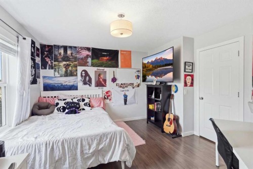 279 Everstone Drive Sw, Calgary, AB 