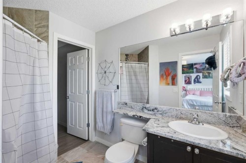 279 Everstone Drive Sw, Calgary, AB 