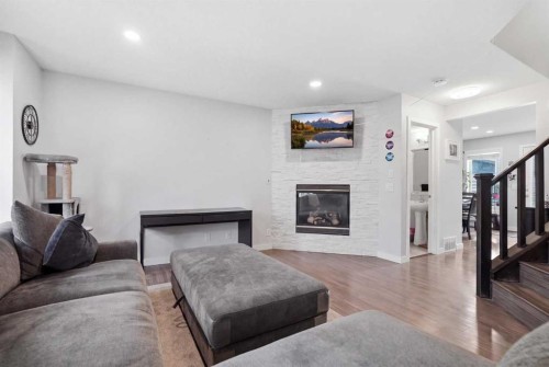 279 Everstone Drive Sw, Calgary, AB 