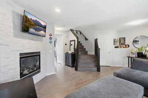 279 Everstone Drive Sw, Calgary, AB 