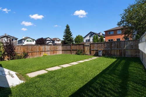 53 Martha'S Place Ne, Calgary, AB 