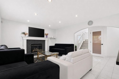 53 Martha'S Place Ne, Calgary, AB 