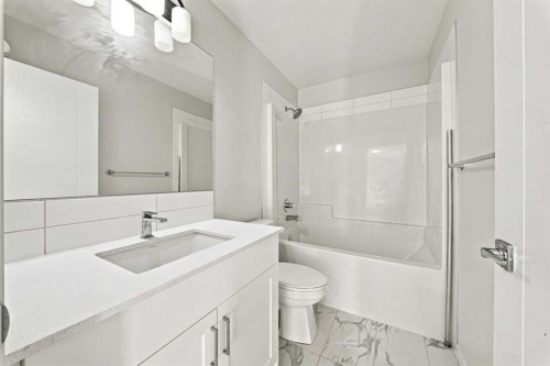 12 Corner Glen Row Ne, Calgary, AB 