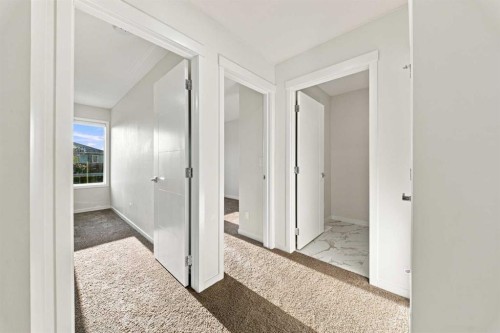 12 Corner Glen Row Ne, Calgary, AB 
