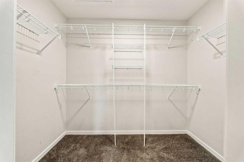 12 Corner Glen Row Ne, Calgary, AB 