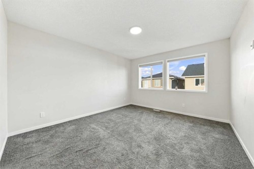 12 Corner Glen Row Ne, Calgary, AB 