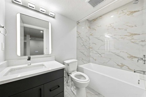 12 Corner Glen Row Ne, Calgary, AB 