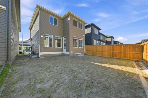 12 Corner Glen Row Ne, Calgary, AB 