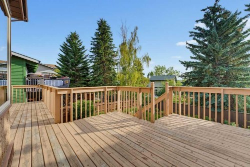 23 Hawksbrow Road Nw, Calgary, AB 