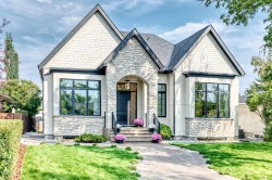 3743 36 Avenue SW Calgary, AB T3E 1C3