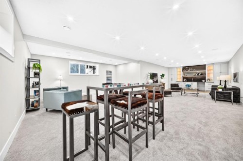 3743 36 Avenue Sw, Calgary, AB 