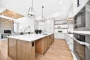 3743 36 Avenue Sw, Calgary, AB 