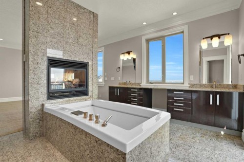 14 Coulee View Sw, Calgary, AB 