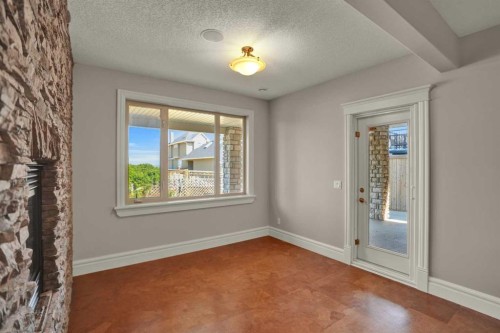 14 Coulee View Sw, Calgary, AB 