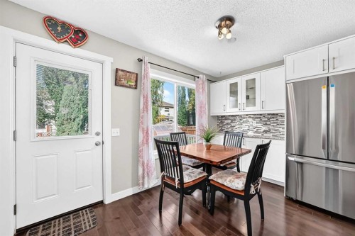14 Douglasview Circle Se, Calgary, AB 