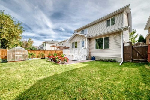 14 Douglasview Circle Se, Calgary, AB 