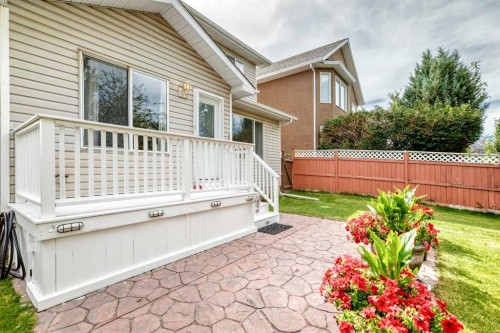 14 Douglasview Circle Se, Calgary, AB 