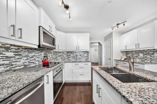 14 Douglasview Circle Se, Calgary, AB 