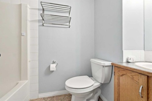 16 Harvest Glen Heights Ne, Calgary, AB 