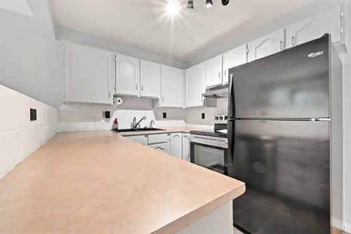 16 Harvest Glen Heights Ne, Calgary, AB 